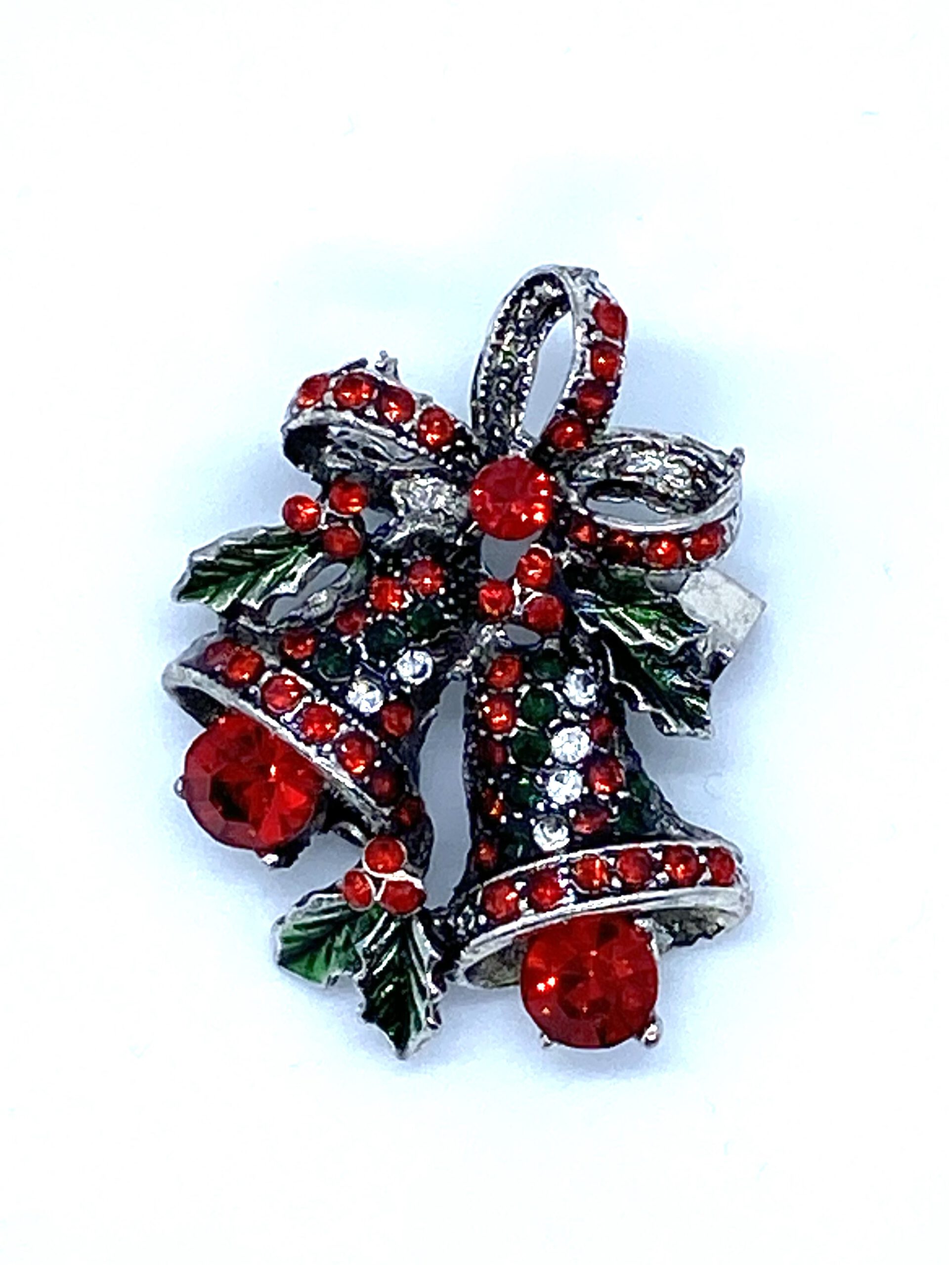 Broche Kerstklokken Strass Zilverkleurig ( 3,4 x 3 cm )