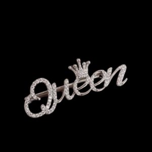 Broche Queen met kroontje Strass ( Zilverkleurig ) 1,8x 5 cm