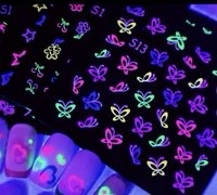 Nagelstickers 3D Glow in the Dark ( 24 Sticker velletjes ) 6 x 6 cm