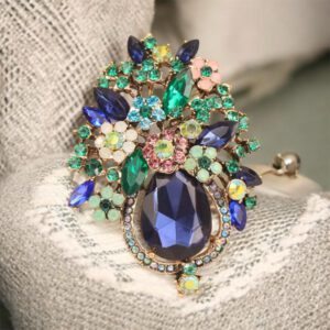 Broche Retro Strass Luxe Bloemen ( Goudkleurig ) 7.6 x 5.6 cm